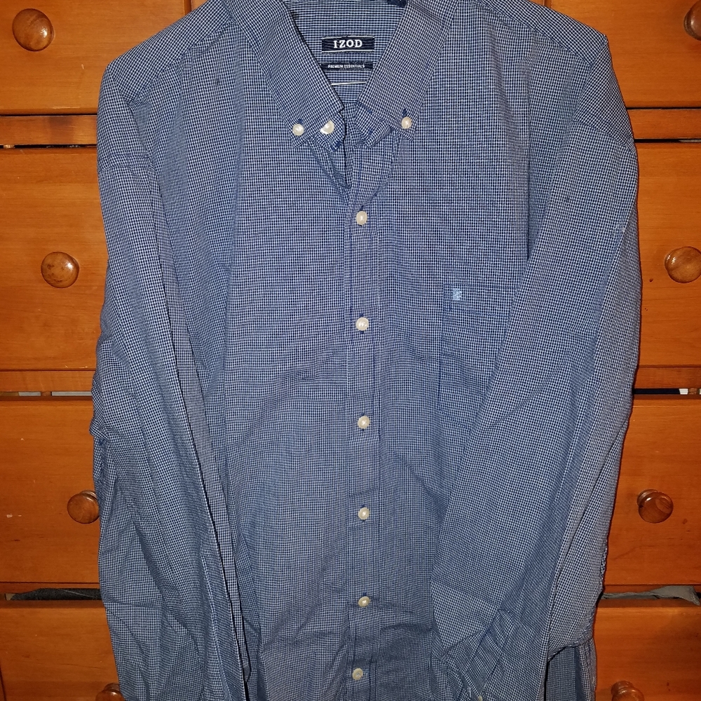 Izod men's casual shirt